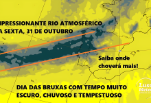 O tempo na sexta-feira pode trazer chuva extrema a algumas regiões, num dia muito escuro, ventoso... Dia das bruxas com um rio atmosférico impressionante! O tempo na sexta-feira pode trazer chuva extrema a algumas regiões, num dia muito escuro, ventoso... Dia das bruxas com um rio atmosférico impressionante!