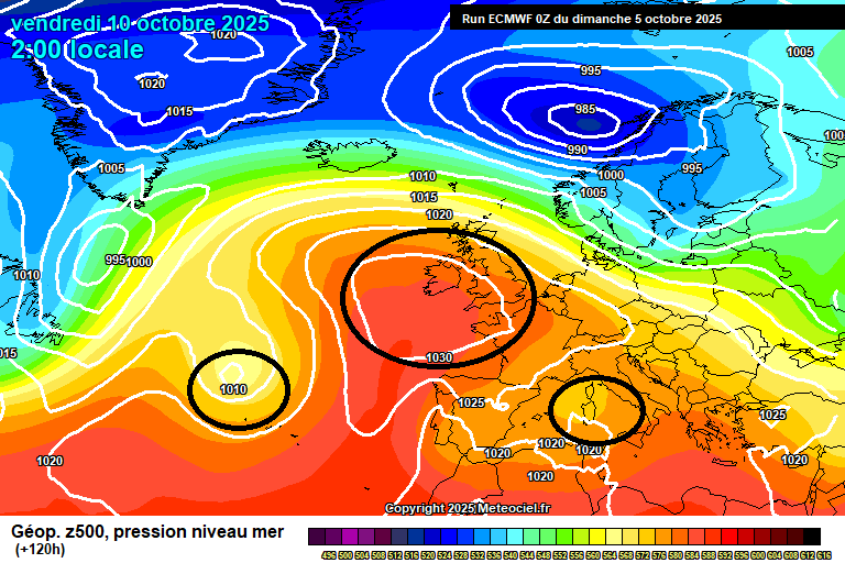Bloqueio em ómega pode marcar a meteorologia esta semana - Portugal com variações térmicas, Espanha com uma tempestade - saiba como estará o tempo esta semana, 6 a 12 de outubro de 2025 Alta pressão bem definida sobre o Reino Unido, enquanto depressões no Atlântico e sobre o Sul da Europa tentam "quebrar" o anticiclone