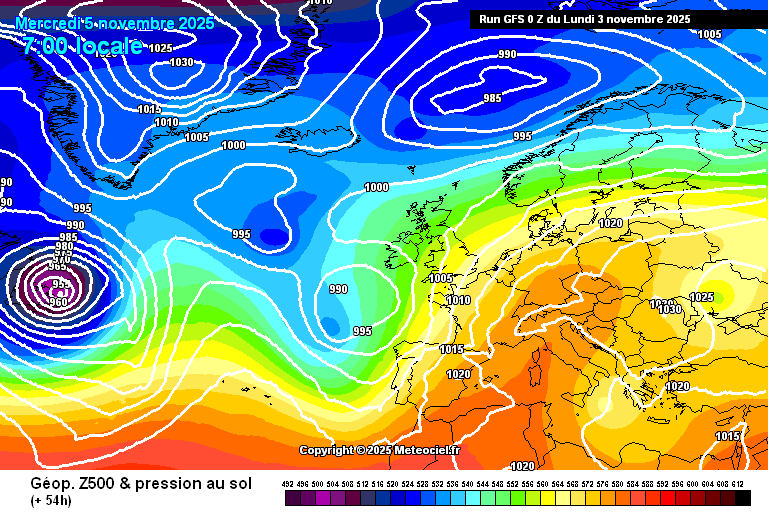 O formato em "V" nas cartas meteorológicas é já um clássico, e promove (quase) sempre mau tempo nesta altura do ano - e fenómenos extremos