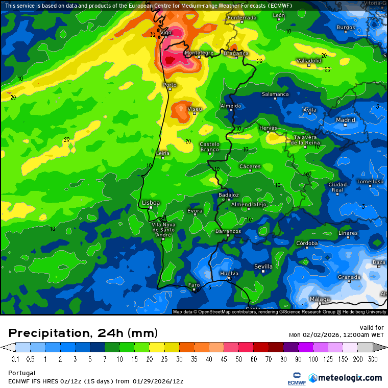"Jetstream" muito intenso e afastamento do anticiclone continuam a provocar situações de mau tempo em Portugal - conheça a previsão do tempo no fim-de-semana, 31 de janeiro e 1 de fevereiro Precipitação total prevista no domingo - modelo ECMWF