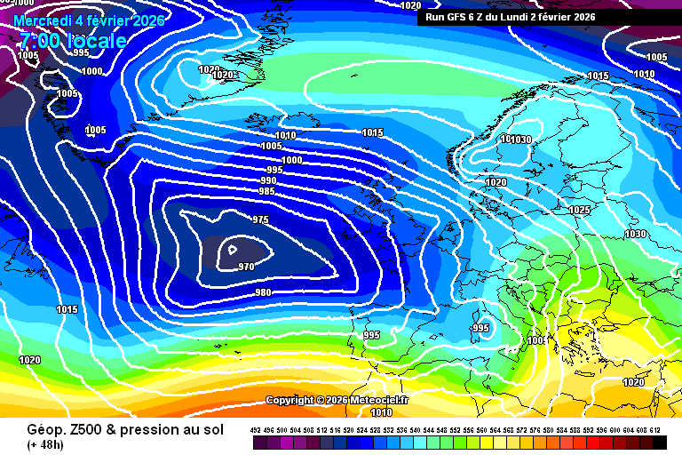 Depressão Atlântica traz vento forte a todo o país, chuva e um nevão nas montanhas - saiba as previsões do tempo em Portugal nos dias 3-4 de fevereiro Tempo em Portugal - Depressão a Norte dos Açores, com pressão mínima de <970hPA condiciona o tempo no arquipélago