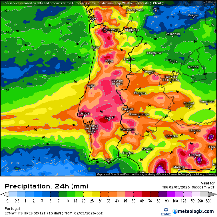 Tempo na quinta, 5 de fevereiro - Rio atmosférico, vento forte e ondas gigantes - pico da depressão Leonardo em Portugal, com risco extremo de cheias Chuva total acumulada em 24 horas (06h, dia 4, e 06h, dia 5)