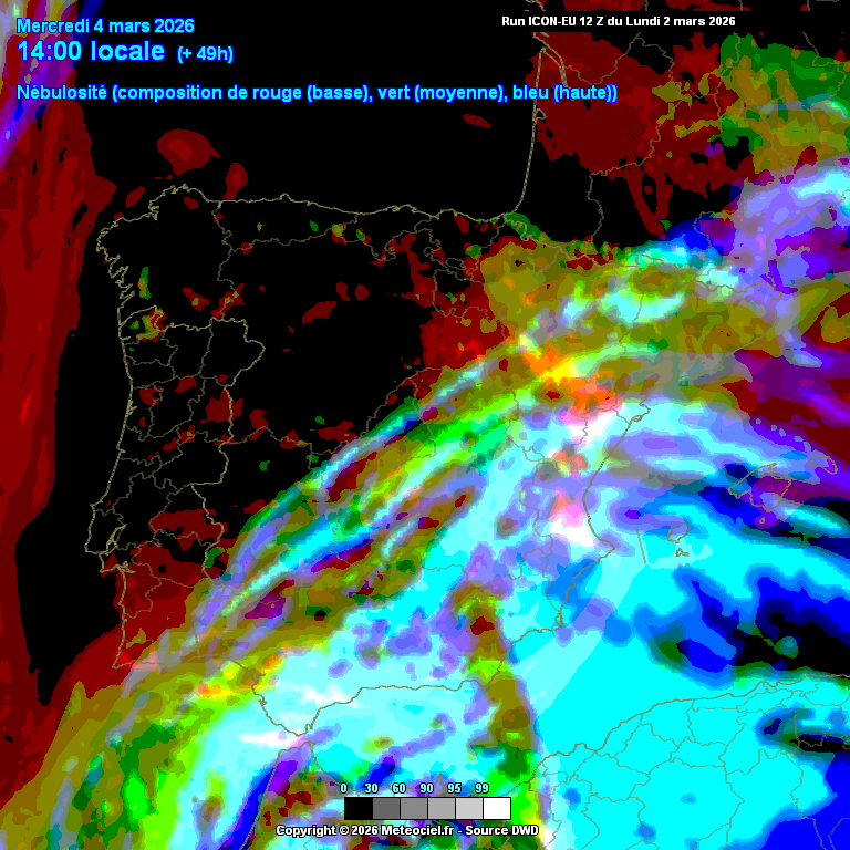 Há menos nuvens no Norte do país, mas há poeiras.. mais nuvens a Sul
