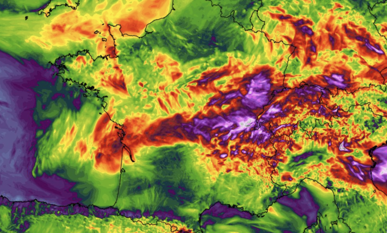 A Norte o calor, a Sul as tempestades intensas - clima extremo divide a Europa nesta quarta, 15 de julho
